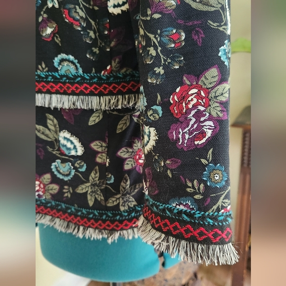 Loft Cropped Blazer - Picture 3 of 8